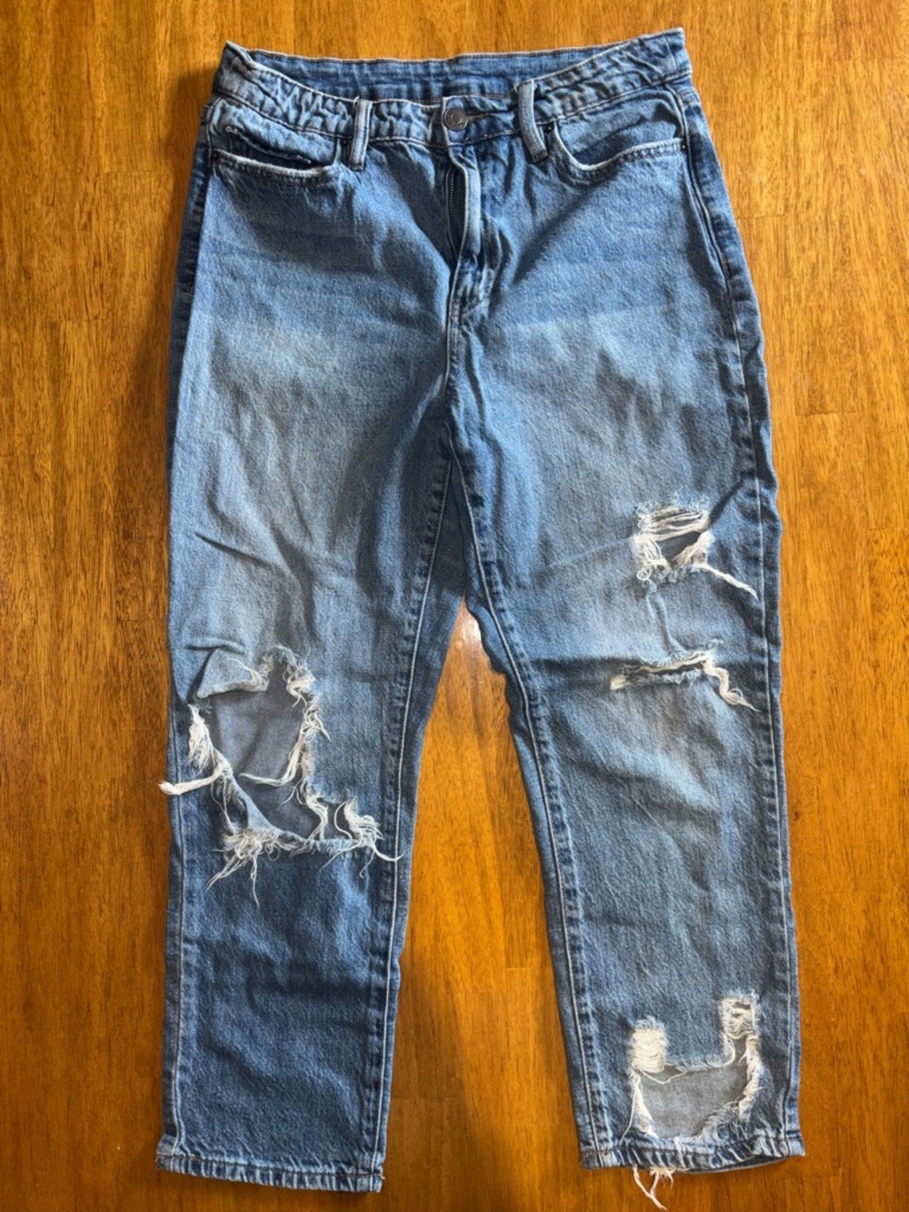 Women’s Distressed Blue Jeans - Casual Ripped Denim